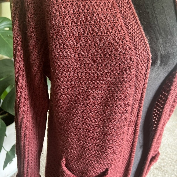 Pink Rose Burgundy Knit Cardigan - Picture 2 of 8